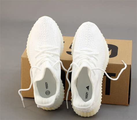 Купить Кроссовки мужские Adidas Yeezy Boost 350 белые, Адидас Изи Буст ...