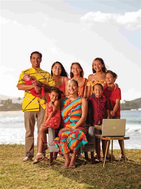 How Mālia Kaʻaihue and Pua DeSoto DESIGN their best lives.