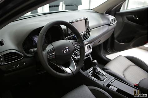 2017 Hyundai i30 interior