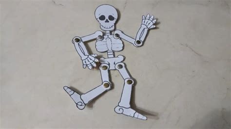 Encuadernado Para Articular El Esqueleto: Técnica Para Mover El Cuerpo