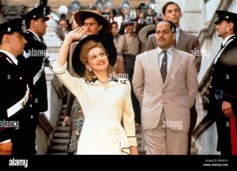 Evita madonna hi-res stock photography and images - Alamy