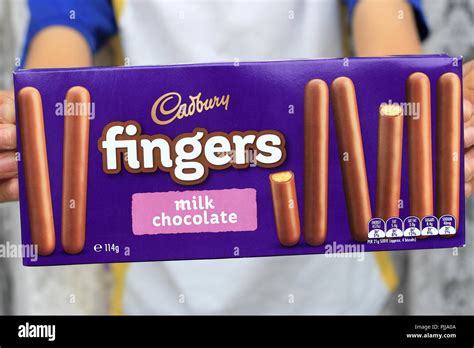 Cadbury chocolate fingers hi-res stock photography and images - Alamy