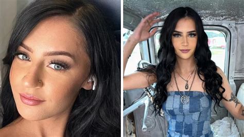 Viral Strange - Woman flew over 1,500 miles to meet man she’s been ...