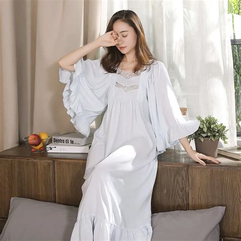 Victorian Dress Vintage Lace Nightdress Women Autumn Ruffles Sleepwear