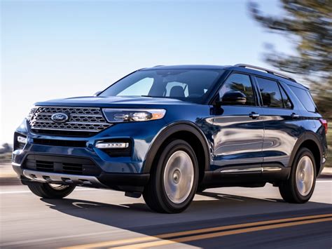 2020 Ford Explorer Hybrid: 12 Exterior Photos | U.S. News