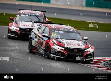 18 MONTEIRO Tiago POR KCMG Honda Civic Type R TCR Action During