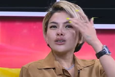 Nikita Mirzani Ditahan Karena Kasus Apa Histeris Saat Dibawa Ke Sel