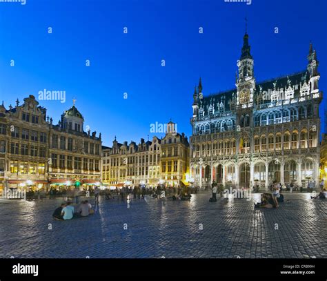 Town Hall Guild Houses Brussels Hi Res Stock Photography And Images Alamy