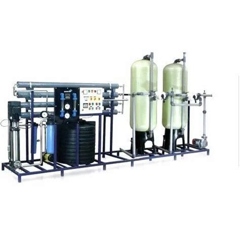 PVC Industrial Reverse Osmosis Plant 2000 LPH With UV RO Capacity