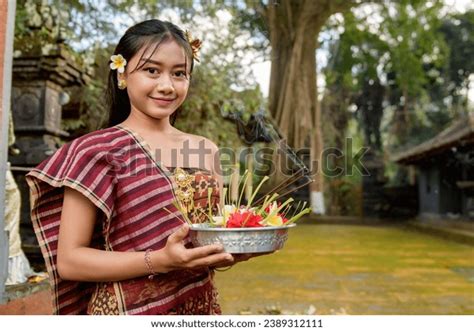 Happy Balinese Woman Traditional Dress Tray Stock Photo 2389312111 ...