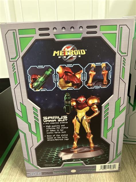 In Hand Metroid Prime Samus Varia Suit Pvc Exclusive Edition