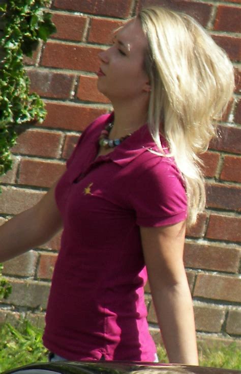 Gorgeous Blonde In Tight Figure Hugging Jeans Tight Jeans Forum