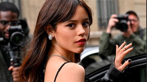 De Qu Signo Es Jenna Ortega Y C Mo Es Su Verdadero Car Cter Quever