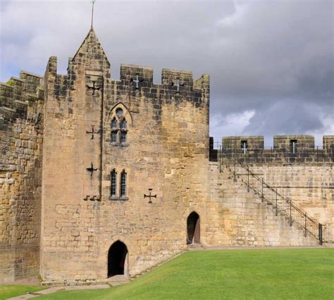 A Quick Guide to Alnwick Castle