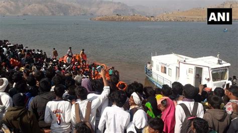 Five Dead As Overloaded Boat Capsizes In Maharashtras Narmada River