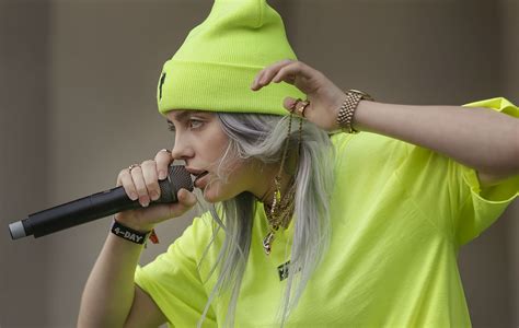 Billie Eilish Announces Debut Album And Shares New Single Bury A Friend