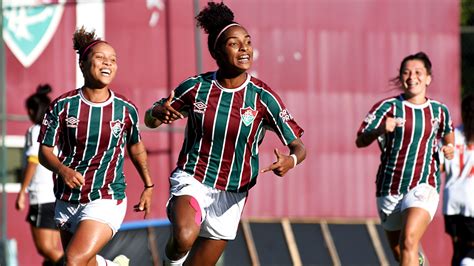 Desmanche Fluminense Anuncia Sa Da Da Atacante Luany Explos O Tricolor