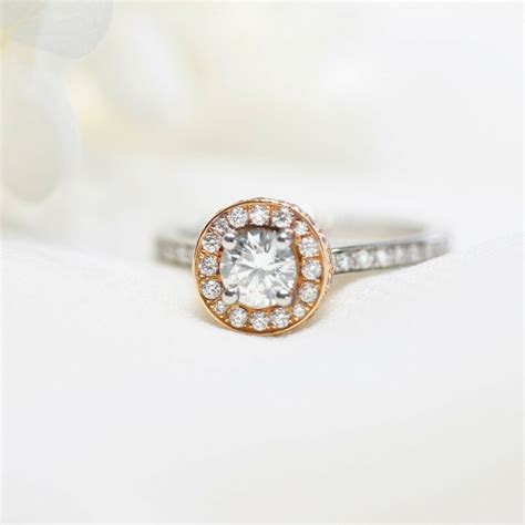 Ct White And Rose Gold Ct G Vs Round Diamond Ring Cerrone