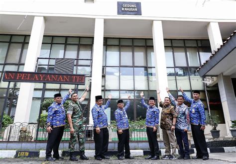 Pemkab Pemkab Bekasi Abadikan Nama Mendiang Bupati Bekasi Untuk