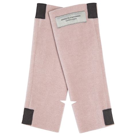 Henriette Steffensen Nude Pink Fleece Wrist Warmers In Nude