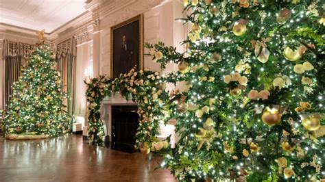 First Lady Melania Trump Unveils the 2020 White House Christmas Décor ...