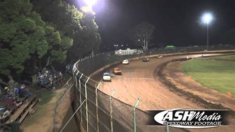 4 Cylinder Sedans Peanut Cup Finish Kingaroy Speedway Youtube