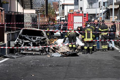 Guidonia Aerei Precipitati I Testimoni Pilota Eroe Ha Evitato Le Case