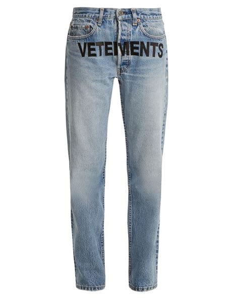 Vetements X Levis Logo Embroidery Low Rise Wide Leg Jeans In Blue Lyst