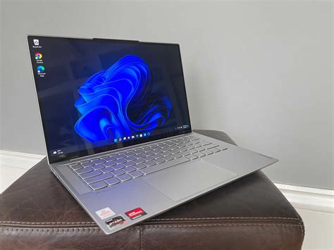 Lenovo IdeaPad Slim 7 Carbon review: A gorgeous OLED laptop | PCWorld