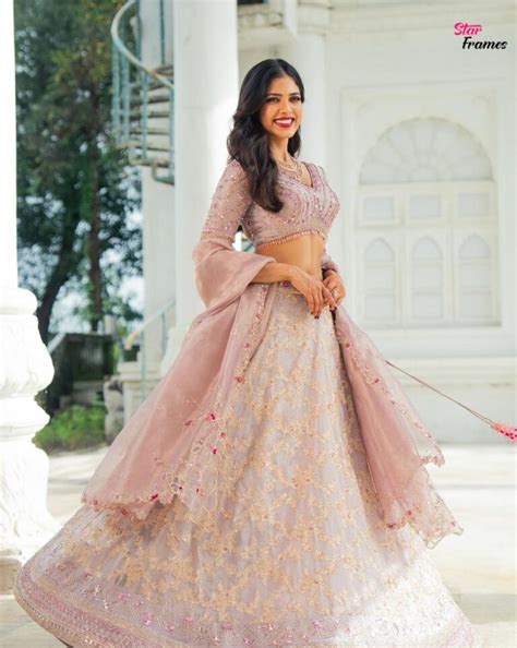 Malavika Mohanan Hot Photoshoot In Bare Back Lehanga Glamsundari In