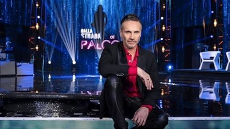 Dalla Strada Al Palco Stasera In Tv La Finale Con Nek Anticipazioni