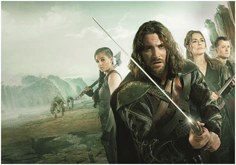 HOLLYWOOD SPY: 'BEOWULF: RETURN TO THE SHIELDLANDS' EPIC TV SERIES ...