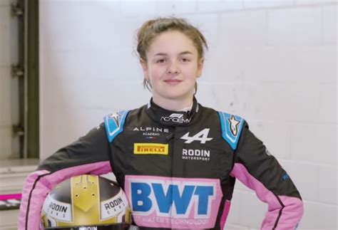 First female driver to wins British Formula 4 Championship