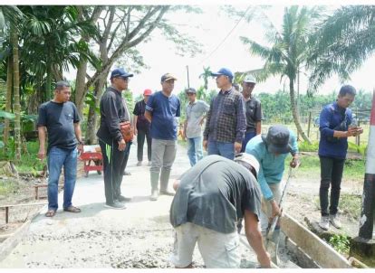 Goriau Demo Di Mapolda Riau Mahasiswa Minta Dekan Fisip Unri