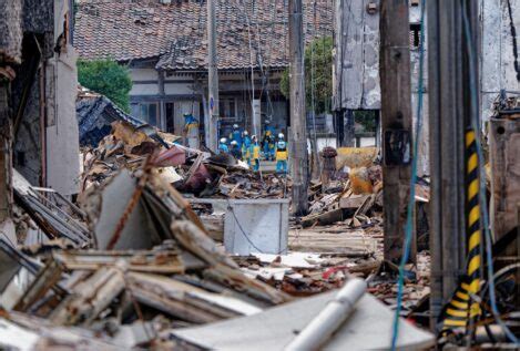 Ascienden A 161 Los Muertos Por El Terremoto De Magnitud 7 6 En El