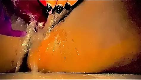 Free Ebony BBW Squirt Porn Videos XHamster