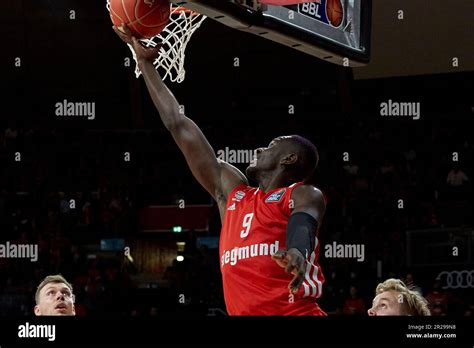 Basketball Bundesliga Fc Bayern M Nchen Vs Bg G Ttingen