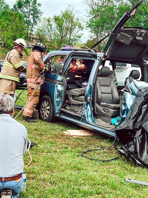 Camp Creek Volunteer Fire Department Receives Donated Rescue Tools