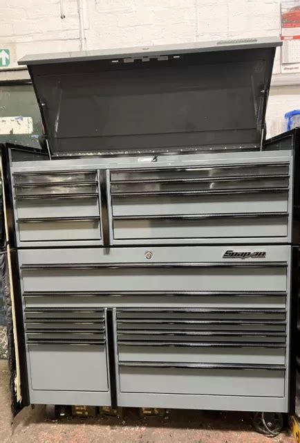 Snap On Tool Box In Storm Grey Masters Series With Carbon Fibre Trims