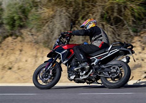 Prova Triumph Tiger Gt Pro Ancora Pi Cavalli Per La Cilindri