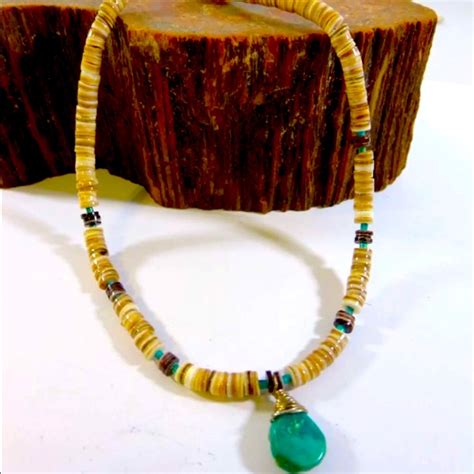 925 Vintage Santo Domingo Pueblo Turquoise Necklace Gem