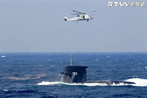 落海意外非首次！海虎潛艦3官兵落水失蹤 14年前海龍艦長「同樣原因」遇難亡 鏡週刊 Mirror Media