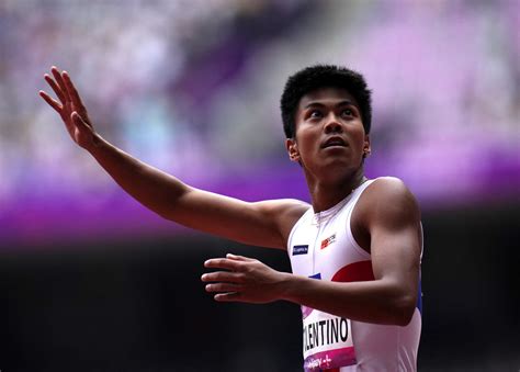 PH Hurdler John Tolentino Joins EJ Obiena At Worlds