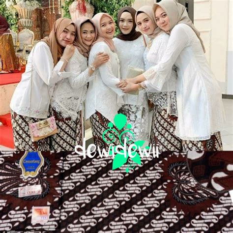 Jual Jarik Cewek Wiru Instan Motif Parang Garuda Shopee Indonesia