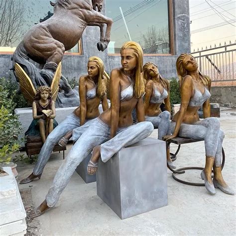 Professional Factory Beautiful Model Bronze Figure Woman Sexy Nude Statue Bronze Statue And