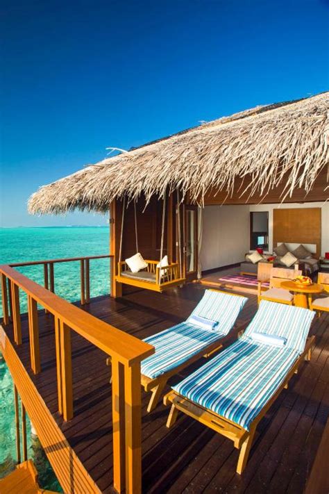 Medhufushi Island Resort - Water Villa | Moodhu.com