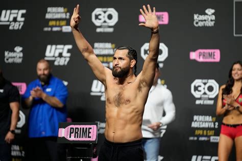 Jorge Masvidal Wr Ci Do Oktagonu Ufc Gamebred Wskazuje Potencjalnego