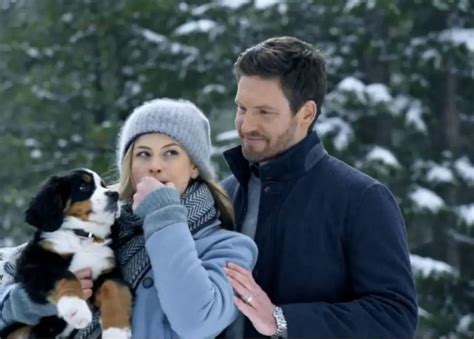 The puppy & the actress in the GMC holiday commercial - Auralcrave