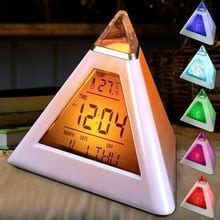 Kleuren Kleurrijke Piramide Lcd Wekker Nachtlamp Grandado