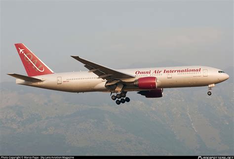 N927AX Omni Air International Boeing 777 222ER Photo By Marco Papa